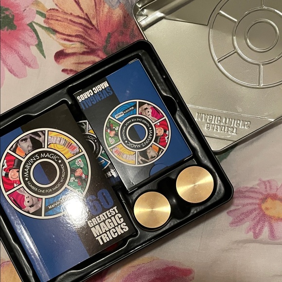 Marvin's Magic Greatest Magic Tricks Set - Picture 4 of 4